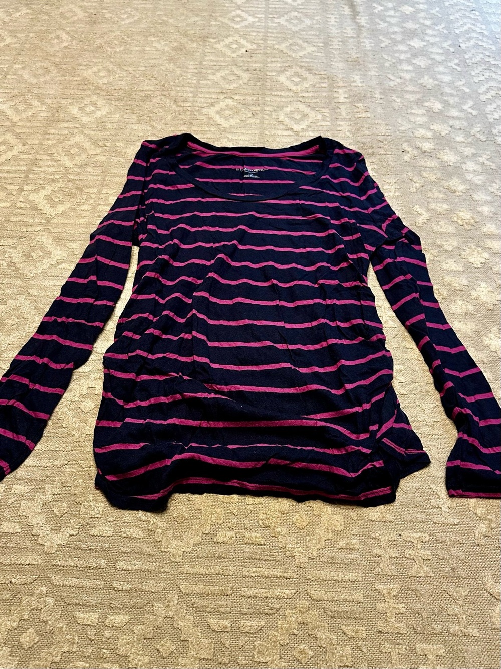 Liz Lange for Target Navy & Pink Striped Long-Sleeve Scoop Neck Top